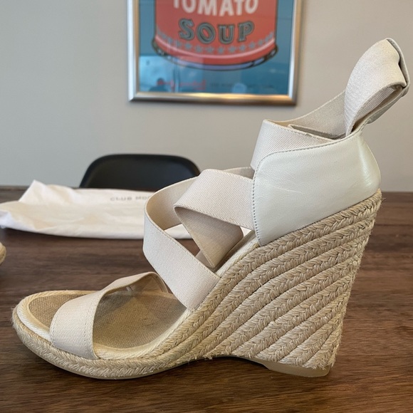 Club Monaco Wedge Sandal Sz 40 - Picture 2 of 11